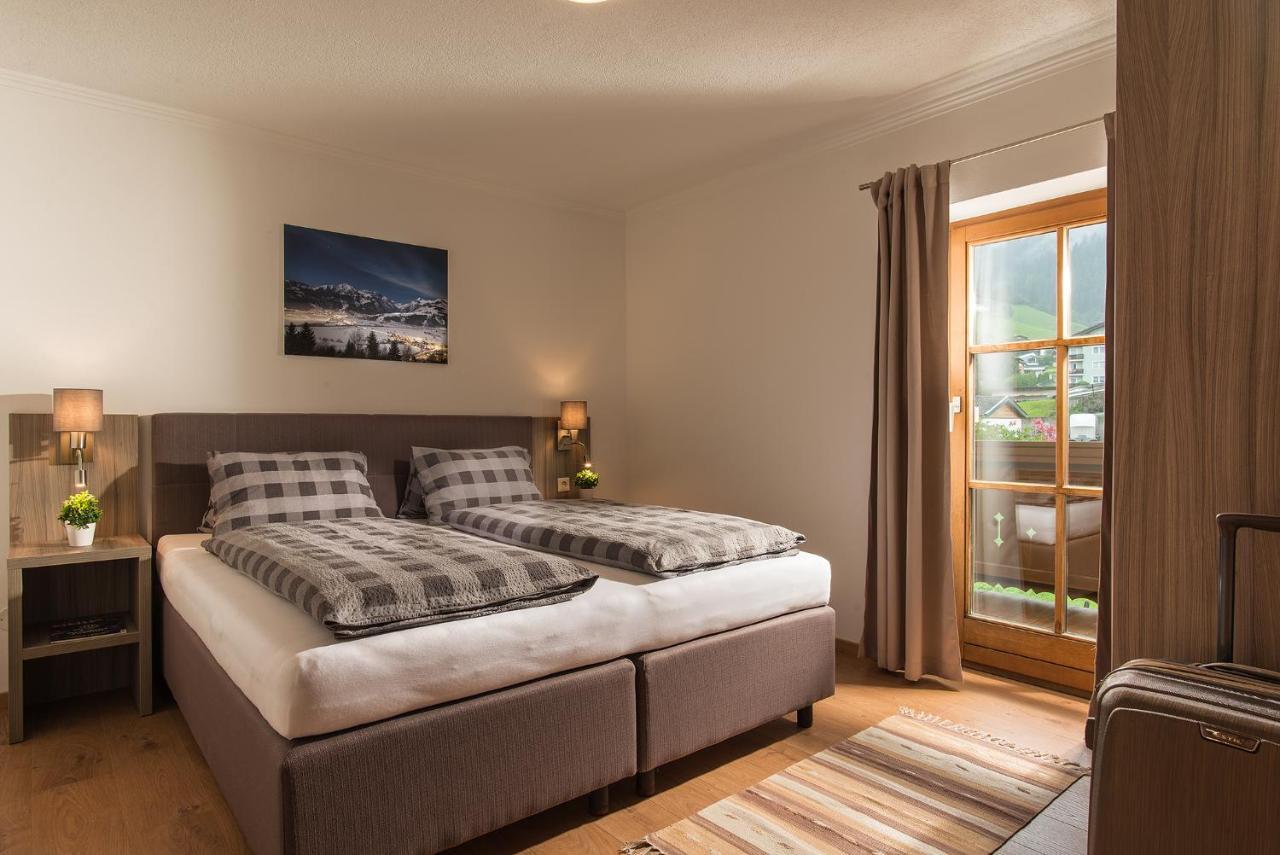 Ferienhaus "Kaprun" ภายนอก รูปภาพ